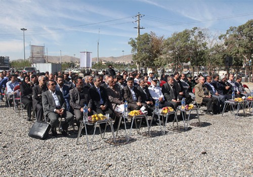 کلنگ آغاز عملیات اجرایی الماس غرب به زمین خورد کلنگ آغاز عملیات اجرایی الماس غرب به زمین خورد