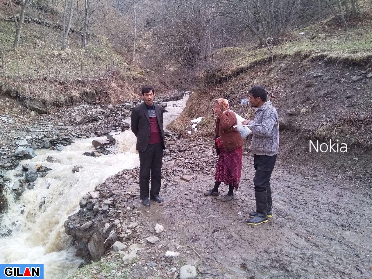 دلق پوش: 27 پروژه در دهه مبارک فجر به بهره برداری می رسد / رنج ور: 1990روستا از آب شرب سالم بهره مند هستند / پدرام: اجرای پروژه کنار گذر لنگرود با اعتباری بالغ بر 38 میلیارد تومان / ولی پور: راه اندازی 156 خانه هلال در سطح استان / شریفی: خسارت ۱۰۰ میلیون تومانی سیل در اشکورات رحیم اباد