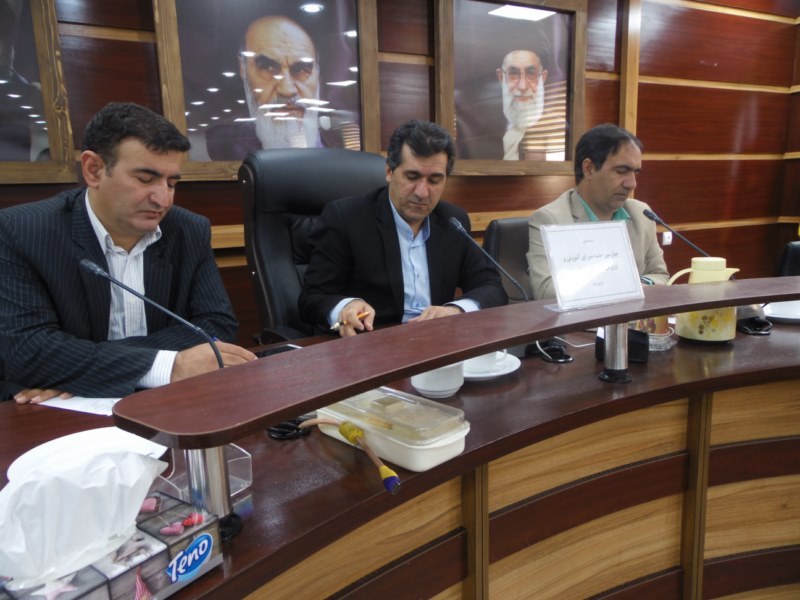 اعلام نشست اضطراری شورای آموزش و پرورش در بویراحمد / تکذیب نقش نماینده سابق در یک چالش مهم + تصاویر