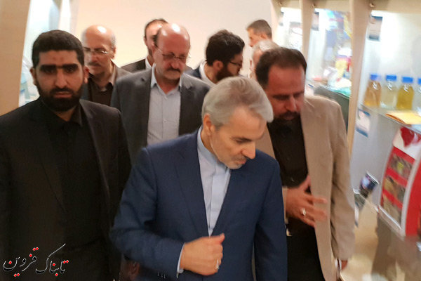 معاون رئیس جمهور از نمایشگاه دستاوردهای صنایع قزوین بازدید کرد