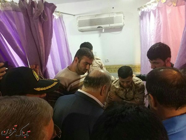 عیادت استاندار کرمانشاه از مصدومان زلزله ۶.۴ ریشتری شب گذشته عیادت استاندار کرمانشاه از مصدومان زلزله ۶.۴ ریشتری شب گذشته