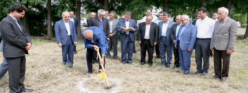 کلنگ مرکز فناوری و توسعه نوآوری دانشگاه گیلان به زمین زده شد کلنگ مرکز فناوری و توسعه نوآوری دانشگاه گیلان به زمین زده شد