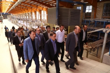 یک کارخانه در تاکستان بعد از هفت سال به چرخه تولید بازگشت یک کارخانه در تاکستان بعد از هفت سال به چرخه تولید بازگشت