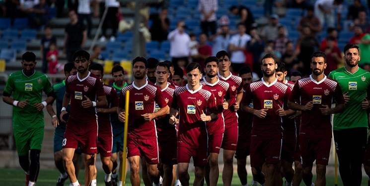 با تصمیم کالدرون، بازیکنان پرسپولیس دو دسته شدند با تصمیم کالدرون، بازیکنان پرسپولیس دو دسته شدند