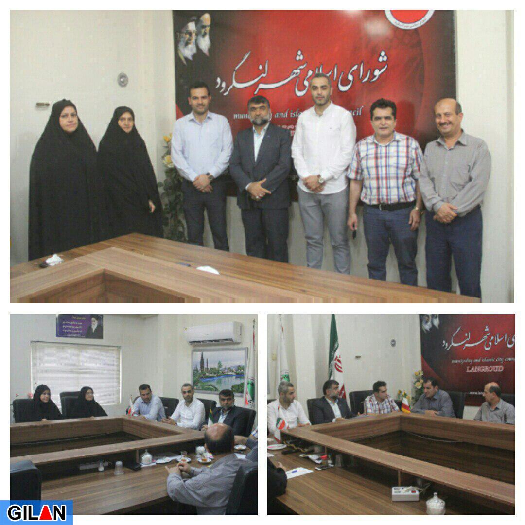 منصفی رئیس ماند و ترکیب هیأت رئیسه ی شورای شهر لنگرود هم تغییری نکرد / پیام تبریک شهردار لنگرود به رئیس و هیات رئیسه شورا منصفی رئیس ماند و ترکیب هیأت رئیسه ی شورای شهر لنگرود هم تغییری نکرد / پیام تبریک شهردار لنگرود به رئیس و هیات رئیسه شورا