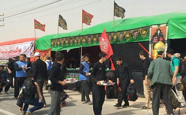 توزیع بیش از ۶هزار پرس غذا به زائران اربعین توزیع بیش از ۶هزار پرس غذا به زائران اربعین