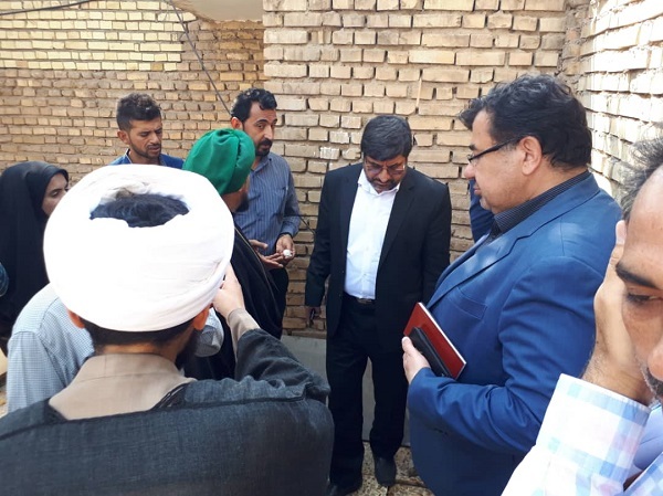 ادامه پیگیری های معضلات منطقه محروم کوی مدرس(خروسیه)در راستای دستورات رئیس کل دادگستری خوزستان/ مهلت ۴۸ ساعته دادستان اهواز به مدیران شهری در بازدید میدانی از منطقه خروسیه به همراه مدیرعامل شرکت آب و فاضلاب و شهردار اهواز ادامه پیگیری های معضلات منطقه محروم کوی مدرس(خروسیه)در راستای دستورات رئیس کل دادگستری خوزستان/ مهلت ۴۸ ساعته دادستان اهواز به مدیران شهری در بازدید میدانی از منطقه خروسیه به همراه مدیرعامل شرکت آب و فاضلاب و شهردار اهواز