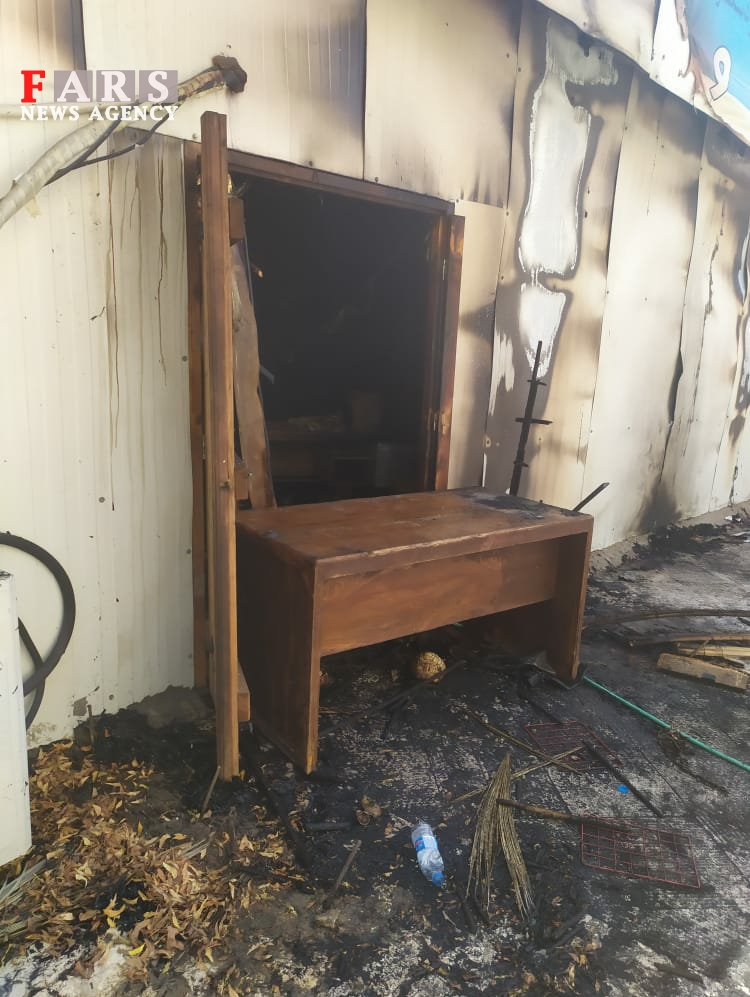 بازارچه معبد هندوها سوخت و با آن تمام زندگی ۳۵ زن سرپرست خانوار دود شد! بازارچه معبد هندوها سوخت و با آن تمام زندگی ۳۵ زن سرپرست خانوار دود شد!