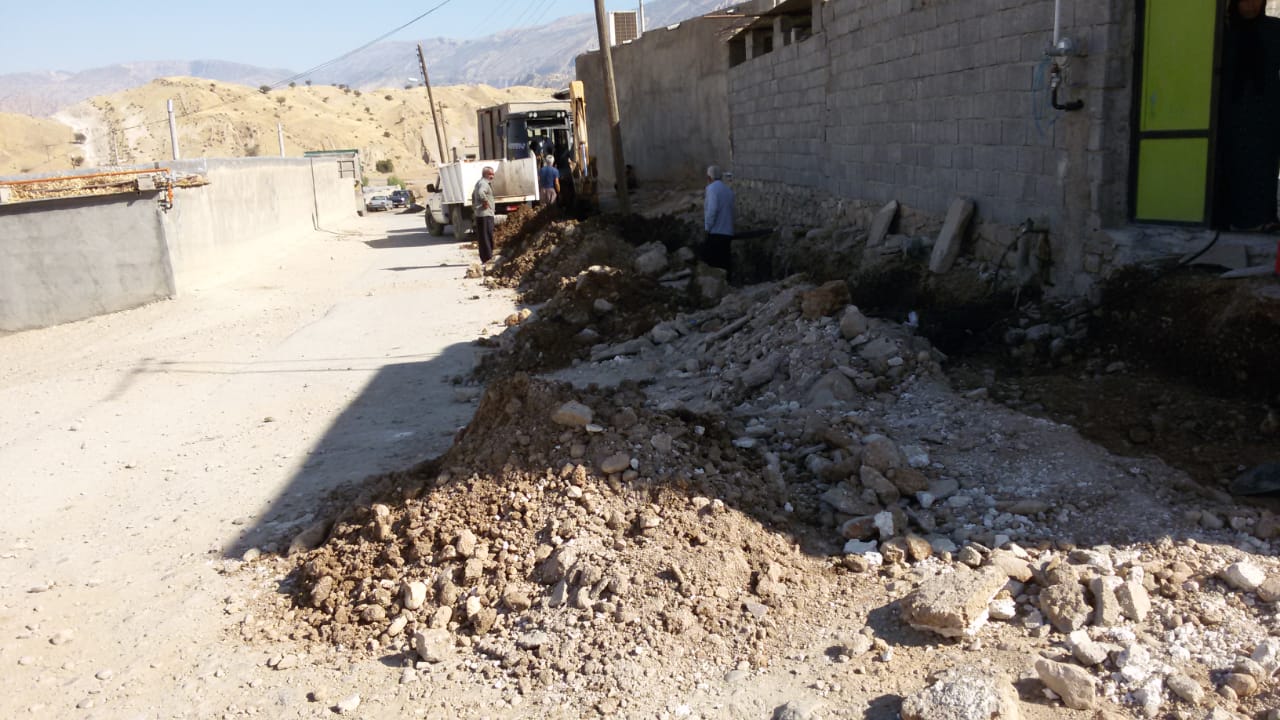 همراهی و مشارکت مردم و بنیاد علوی در محرویمت زدایی از روستای آبرزگه+تصاویر همراهی و مشارکت مردم و بنیاد علوی در محرویمت زدایی از روستای آبرزگه+تصاویر