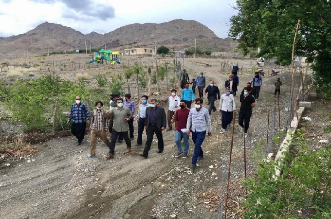 بازديد احمد مرادی از روستاهای سيل زده منطقه كوهشاه احمدی