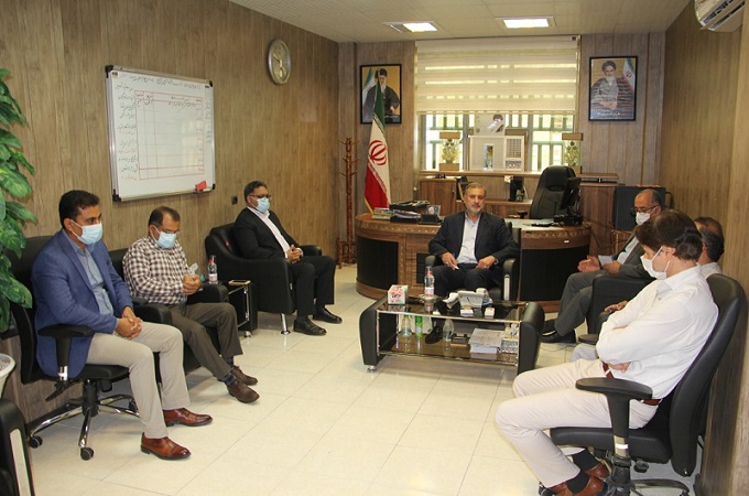 کانون پدران آسمانی در هرمزگان اندازه یک سازمان فرهنگی برنامه اجرا کرده است/اعلام رضایت فرزندان شهدا از عملکرد ناوکی مدیرکل بنیاد شهید هرمزگان/تکریم خانواده شهدا و ایثارگران باید در جامعه جا بیفتد+عکس