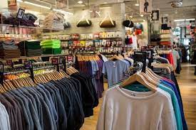 نظارتی بر فروش پوشاک قاچاق در کرج نیست/ضرورت تشکیل قرارگاه مبارزه با کالای قاچاق وارز نظارتی بر فروش پوشاک قاچاق در کرج نیست/ضرورت تشکیل قرارگاه مبارزه با کالای قاچاق وارز