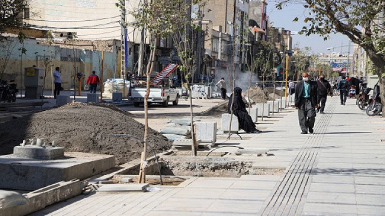 پیاده راه امام (ره) برای عبور خودروها به صورت کامل باز شد پیاده راه امام (ره) برای عبور خودروها به صورت کامل باز شد