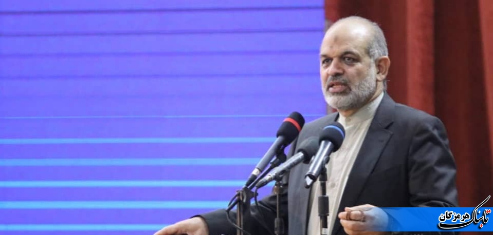 مطابق ثروت و ظرفیت های هرمزگان نباید در آن فقیر و بیکار وجود داشته باشد/الگوی حکمرانی مردم پایه در هرمزگان توسط دانشگاهیان احصا شود