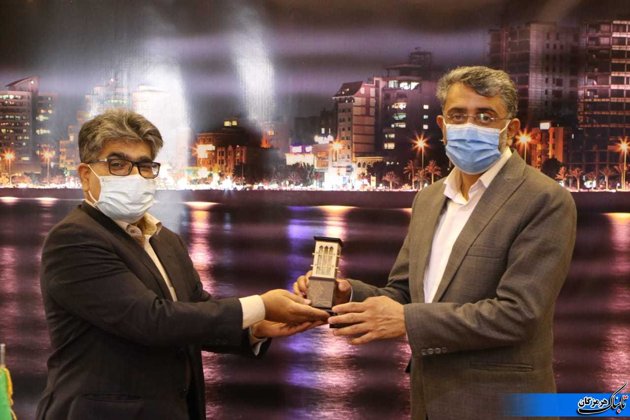 مدیریت شهری با تعامل بیشتر با رسانه ها می تواند معضلات شهر را بهتر و سریعتر شناسایی و حل کند/ رسانه ها می توانند در ارتقاء فرهنگ شهروندی به مجموعه شهرداری کمک کنند