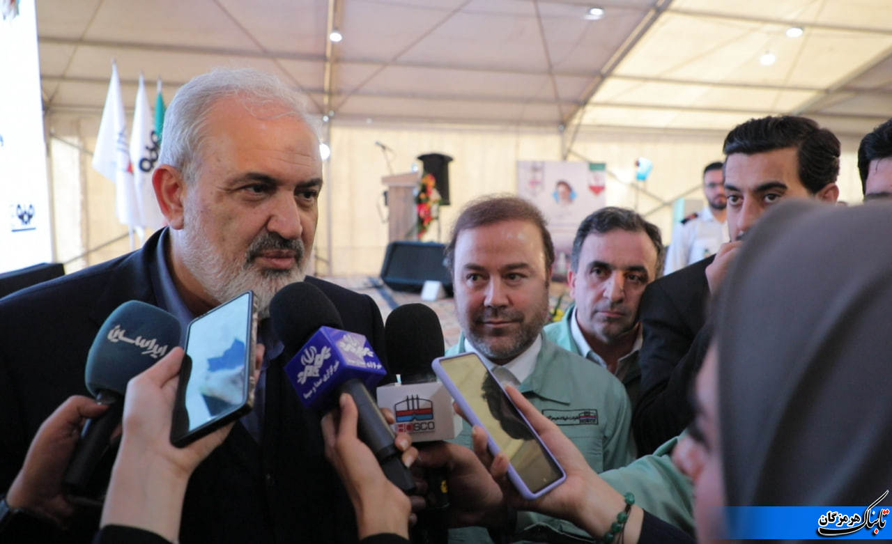 با تمام قوا از پروژههای فولاد هرمزگان حمایت میکنیم