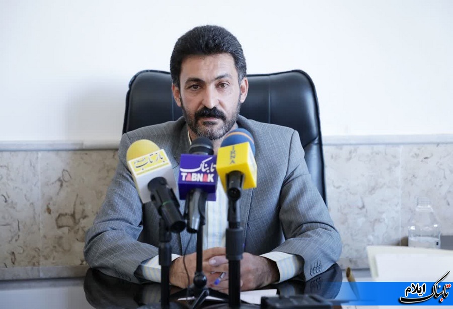 چراغ سبز فدراسیون فوتبال برای اعطای امتیاز 10 میلیاردی به ایلام در حال قرمز شدن است / جوانان و نوجوان فوتبالیست استان را از خود ناامید نکنید چراغ سبز فدراسیون فوتبال برای اعطای امتیاز 10 میلیاردی به ایلام در حال قرمز شدن است / جوانان و نوجوان فوتبالیست استان را از خود ناامید نکنید