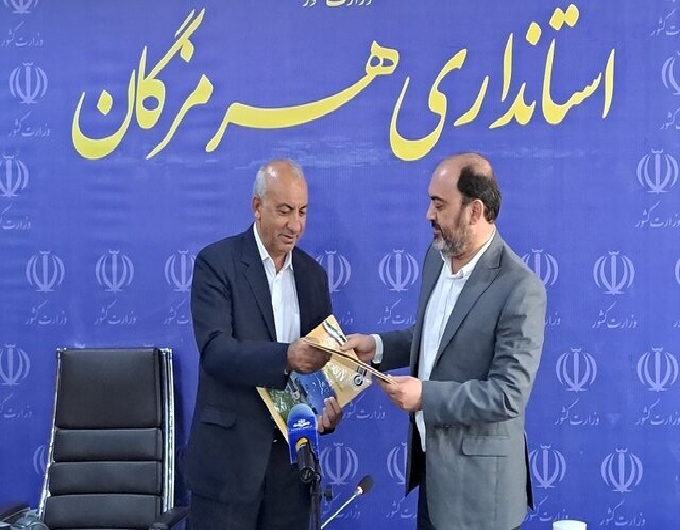 تفاهمنامه جذب ۲۶۵۰ نیروی بومی در شرکت پالایش نفت بندرعباس امضا شد/جذب ۲۶۵۰ نیروی بومی در شرکت پالایش نفت بندرعباس امضا شد