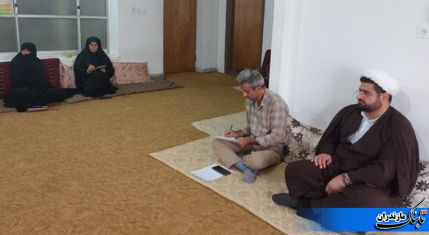 برگزاری جلسه ستاد شور عاطفه&zwnj;ها با حضور رئیس کمیته امداد نکا در دفتر امام جمعه این شهرستان