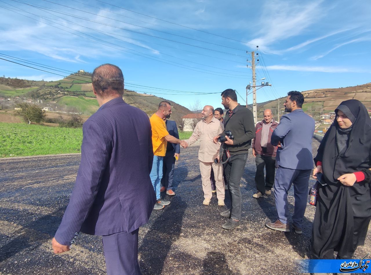 سفر یک&zwnj;روزه فرماندار و مدیران دستگاه&zwnj;های اجرایی نکا به روستاهای محروم هزارجریب