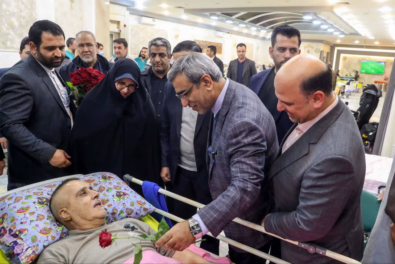 گزارش تصویری حضور استاندار خراسان رضوی در جمع جانبازان آسایشگاه امام خمینی (ره) مشهد+ فیلم