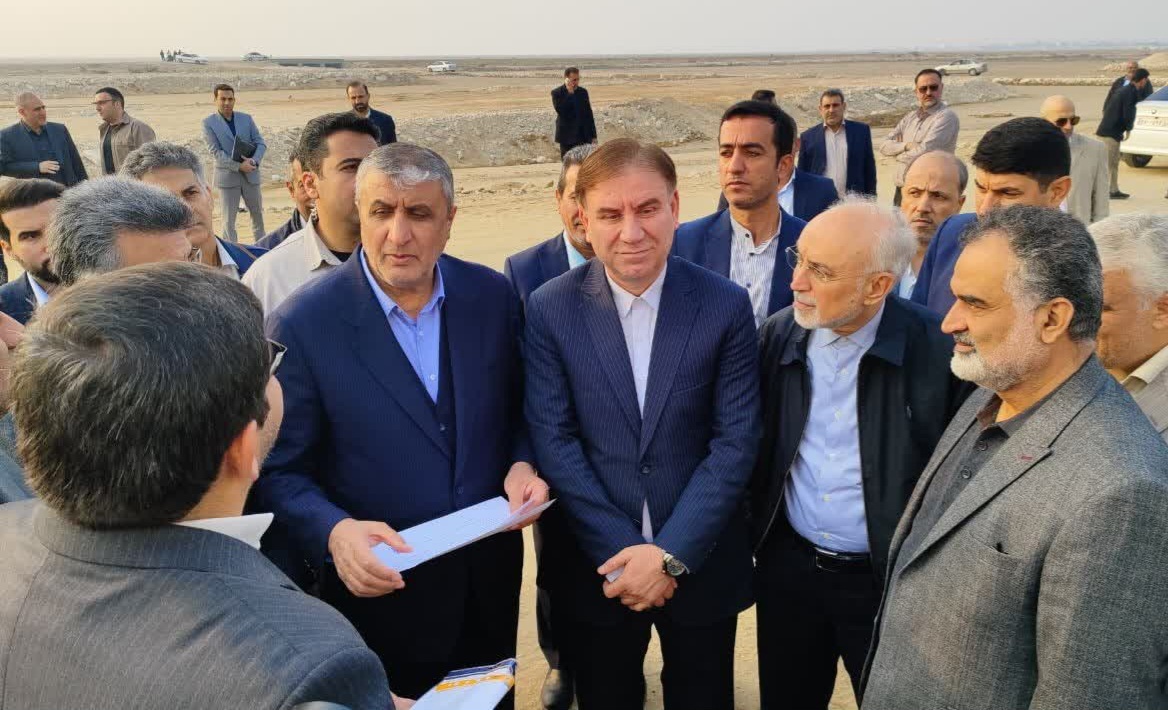 رئیس سازمان انرژی اتمی: آبشیرینکن نیروگاه اتمی بوشهر سال آينده وارد مدار بهرهبرداری میشود