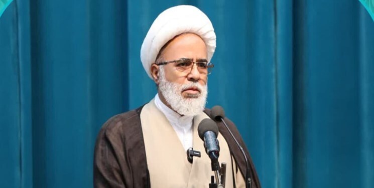 مهمترین دستاورد انقلاب اسلامی، آزادی از سلطه ابرقدرت‌ها و شکستن حریم دروغین آنان بود