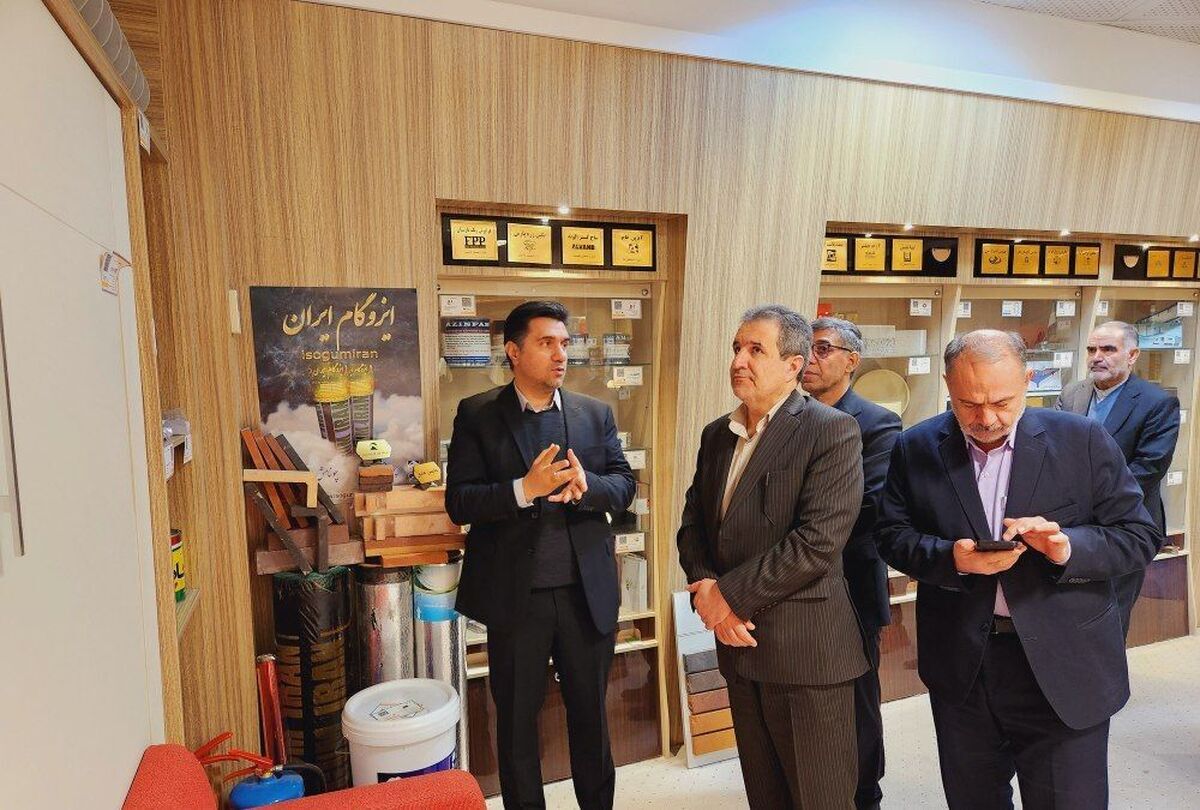 صنایع کوچک باید به تکنولوژی روز دنیا دسترسی داشته باشند