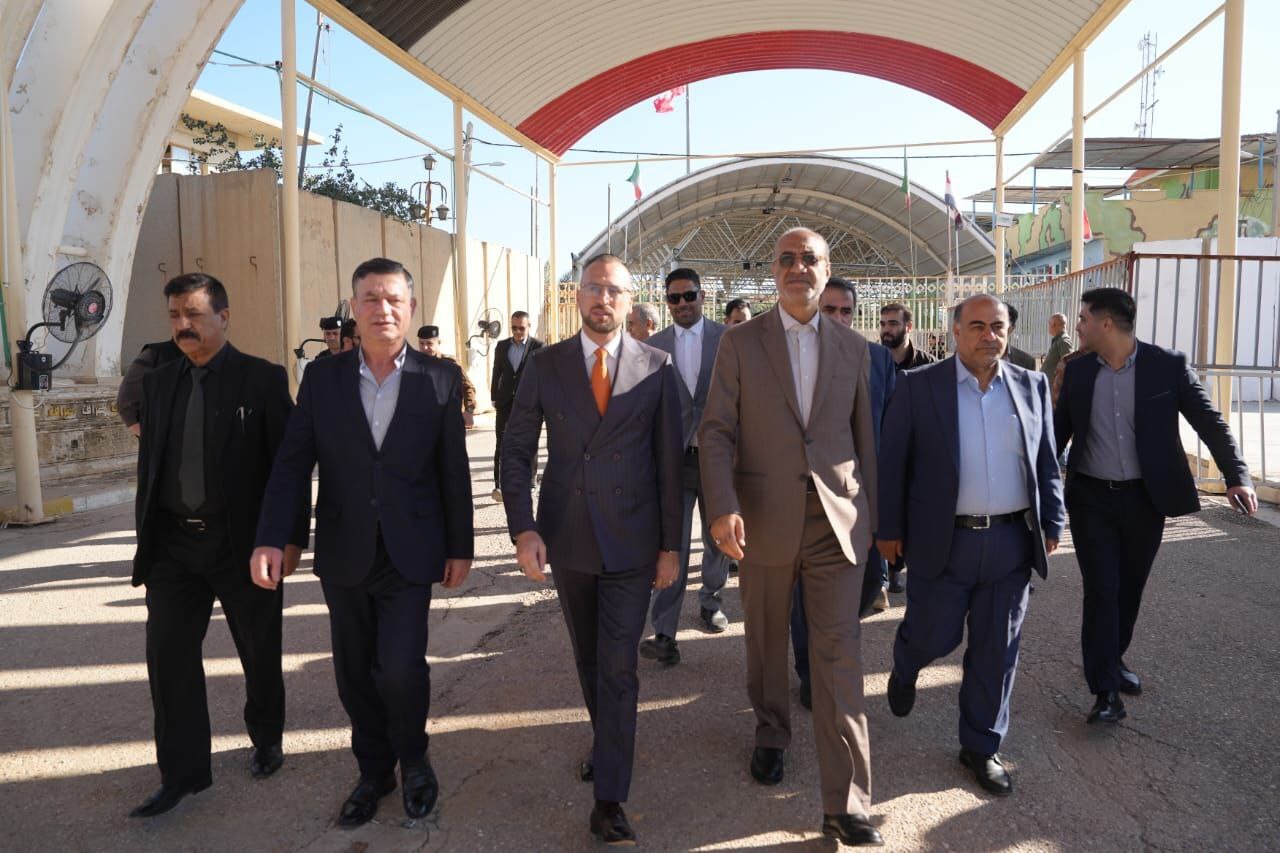 استاندار کرمانشاه راهی عراق شد استاندار کرمانشاه راهی عراق شد