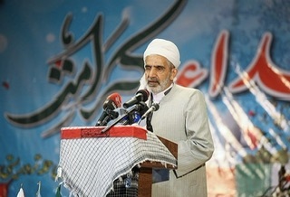 بر مسئولیت پذیری مسئولان در حل مشکلات اقتصادی مردم تاکید داشت