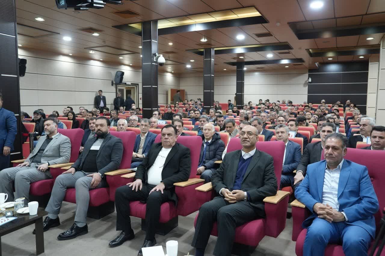 امضای تفاهمنامه مشترک بین اتاقهای بازرگانی کرمانشاه و عراق امضای تفاهمنامه مشترک بین اتاقهای بازرگانی کرمانشاه و عراق