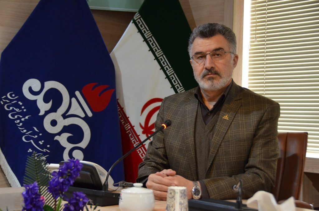 دوگانهسوز کردن رایگان خودروهای عمومی کرمانشاه در دست اجرا است دوگانهسوز کردن رایگان خودروهای عمومی کرمانشاه در دست اجرا است