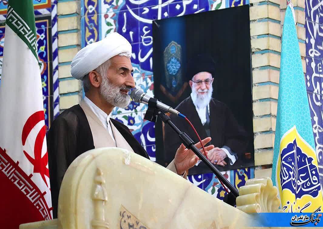 امام(ره) زحمت بسیاری را متقبل شد و به ما جُرأت، قدرت و استقلال داد