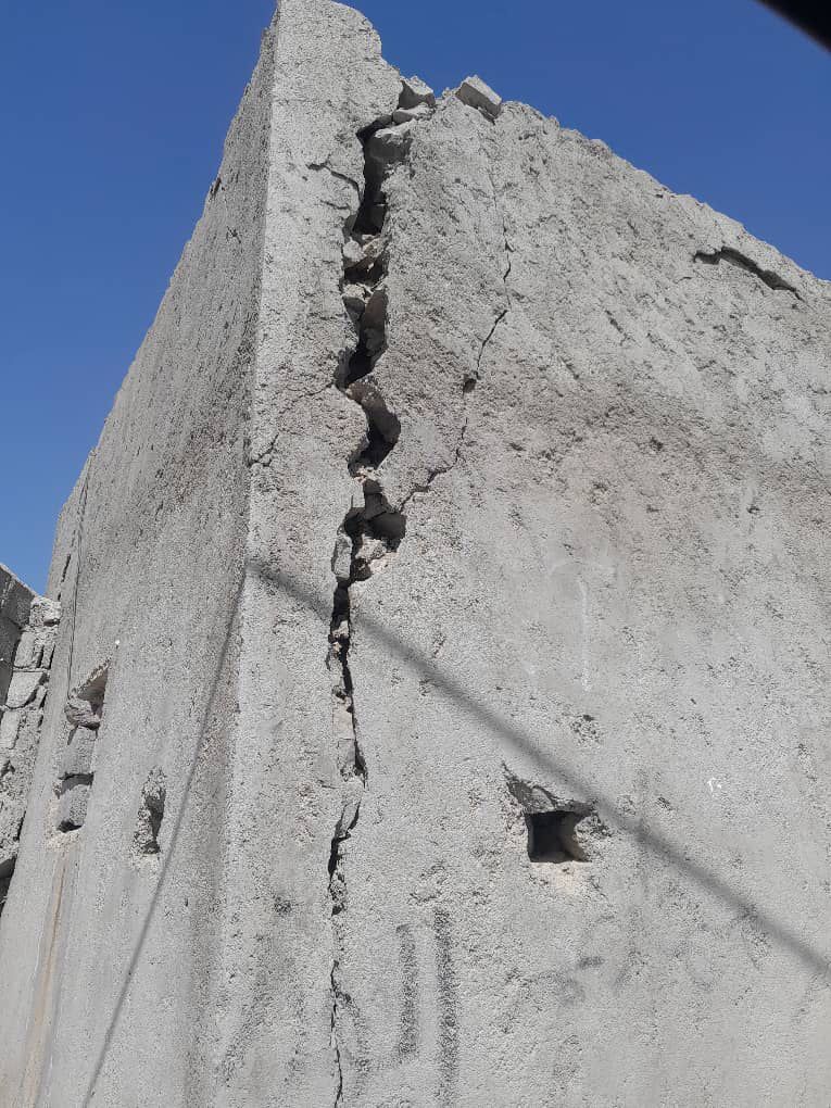 سیستان و بلوچستان حتی محروم از ثبت زلزله/ پس از 1 ماه در دمای بالای 50 درجه هنوز مردم روستای آبگاه در خیابان می‌خوابند