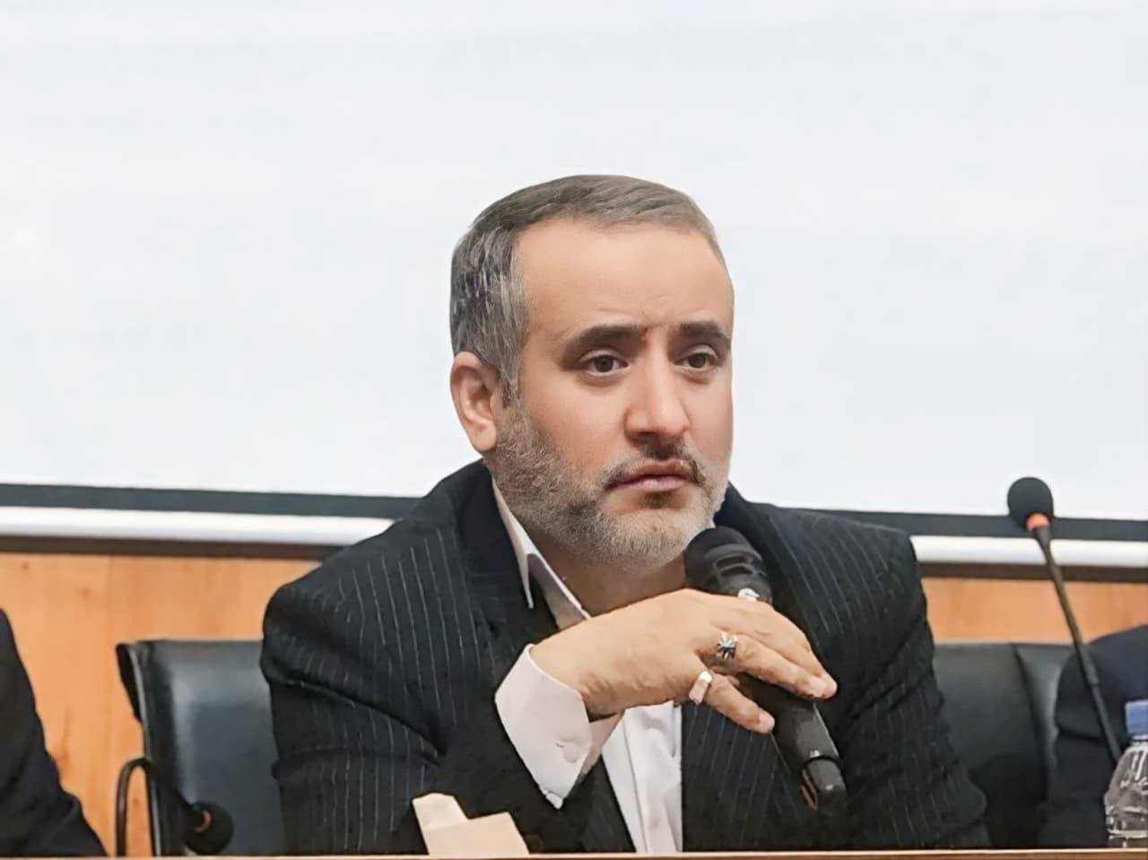 نهاده‌های دامی مدت‌دار در اختیار دامداران استان سمنان قرار می‌گیرد