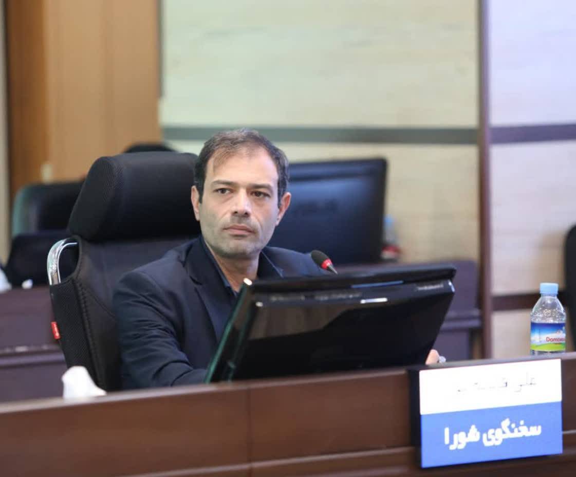 نگاه دستگاه‌های اجرایی به شورا‌ها نیازمند اصلاح اساسی است 