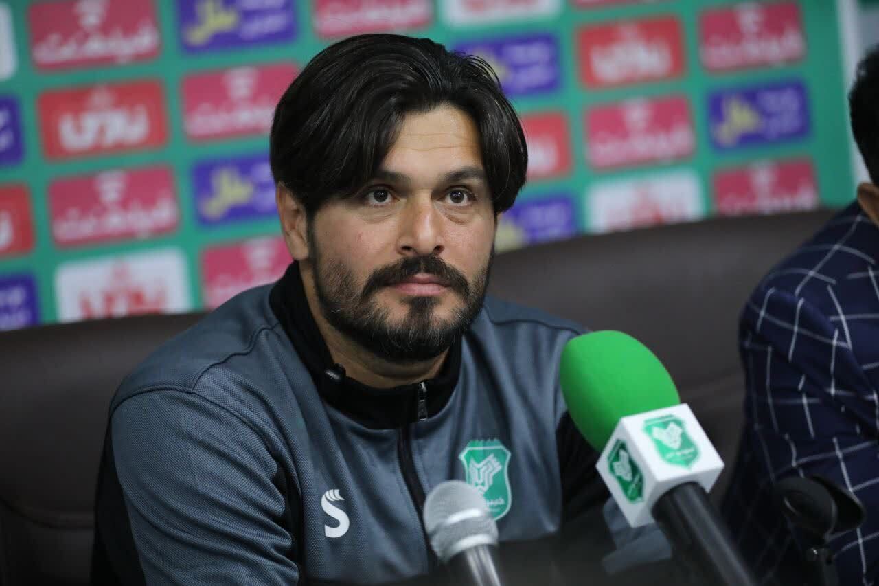 هرکسی انرژی و تعصب به تیم ندارد کنار میگذارم/خودمان را بزرگتر از باشگاه ندانیم