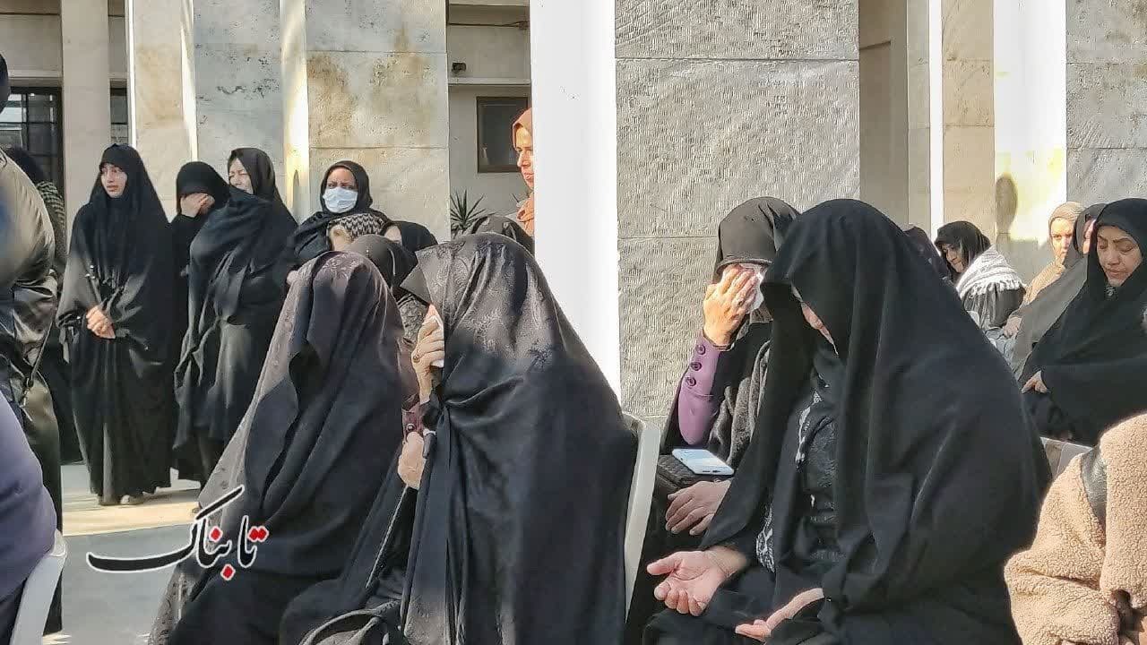 تصاویر تشییع و خاکسپاری لاله های زهرایی در مرکز گلستان