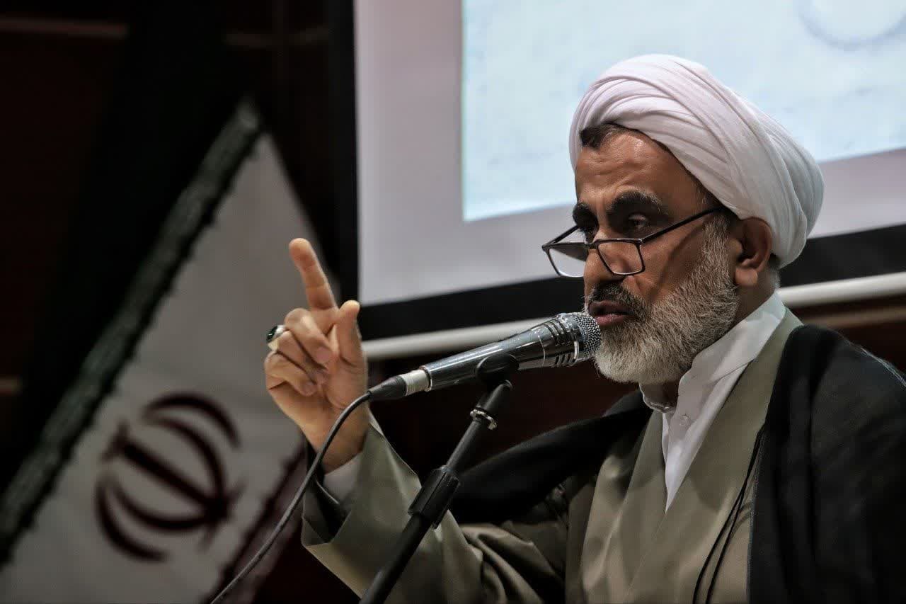 اخلاص، عفیف بودن و ولایتمداری سه اصل حرفه قضاوت است اخلاص، عفیف بودن و ولایتمداری سه اصل حرفه قضاوت است