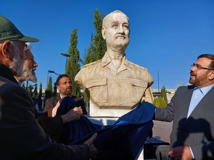 افتتاح مرکز واقعیت مجازی دفاع مقدس در فارس؛ گامی نو در پاسداشت حماسه ۸ سال دفاع مقدس افتتاح مرکز واقعیت مجازی دفاع مقدس در فارس؛ گامی نو در پاسداشت حماسه ۸ سال دفاع مقدس