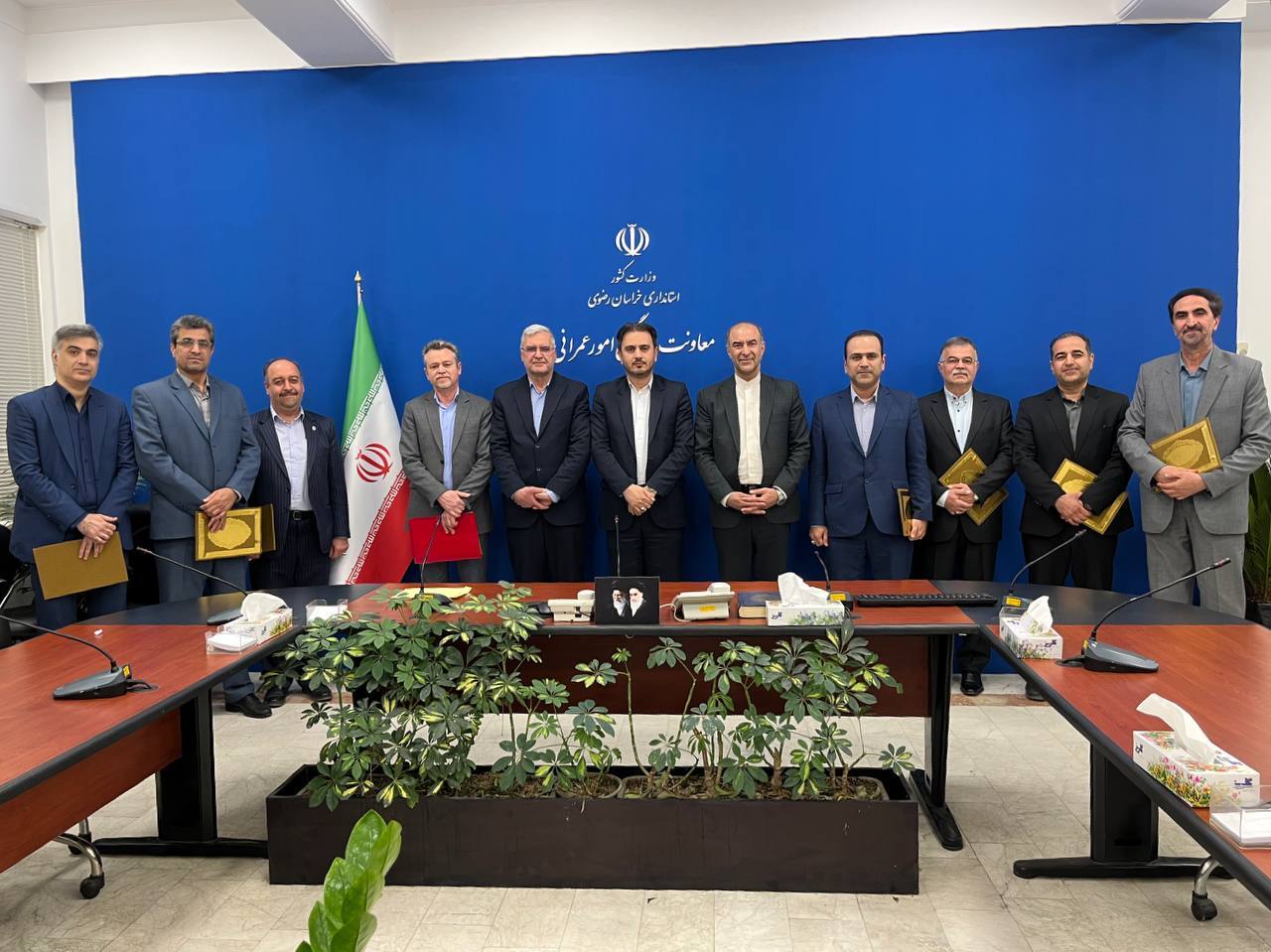 تکریم و معارفه ۴ مدیرکل در استانداری خراسان رضوی