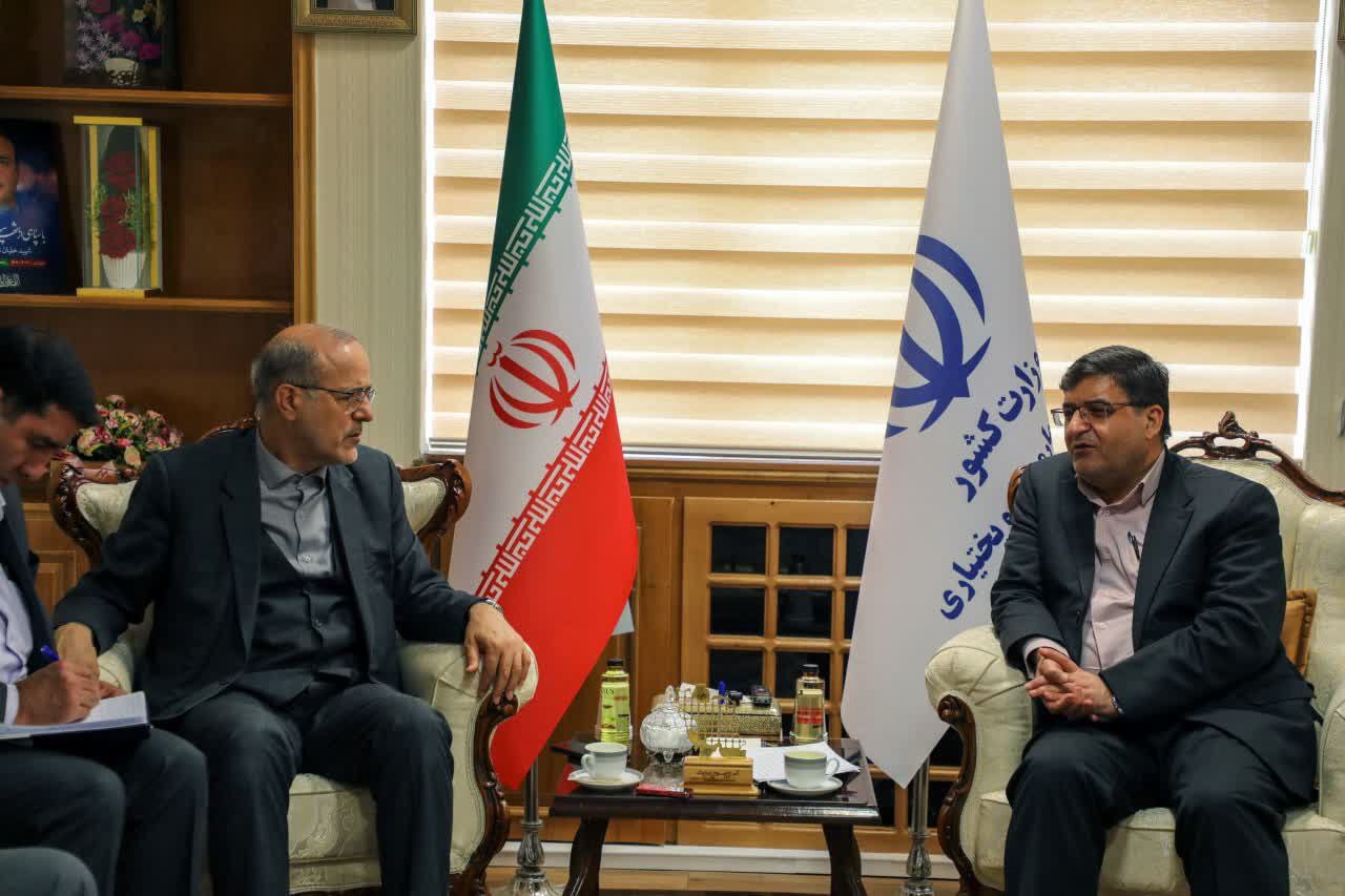 استاندار چهارمحال و بختیاری: ۱۵۶ مدرسه سنگی و کانکسی استان باید جمعآوری شود استاندار چهارمحال و بختیاری: ۱۵۶ مدرسه سنگی و کانکسی استان باید جمعآوری شود