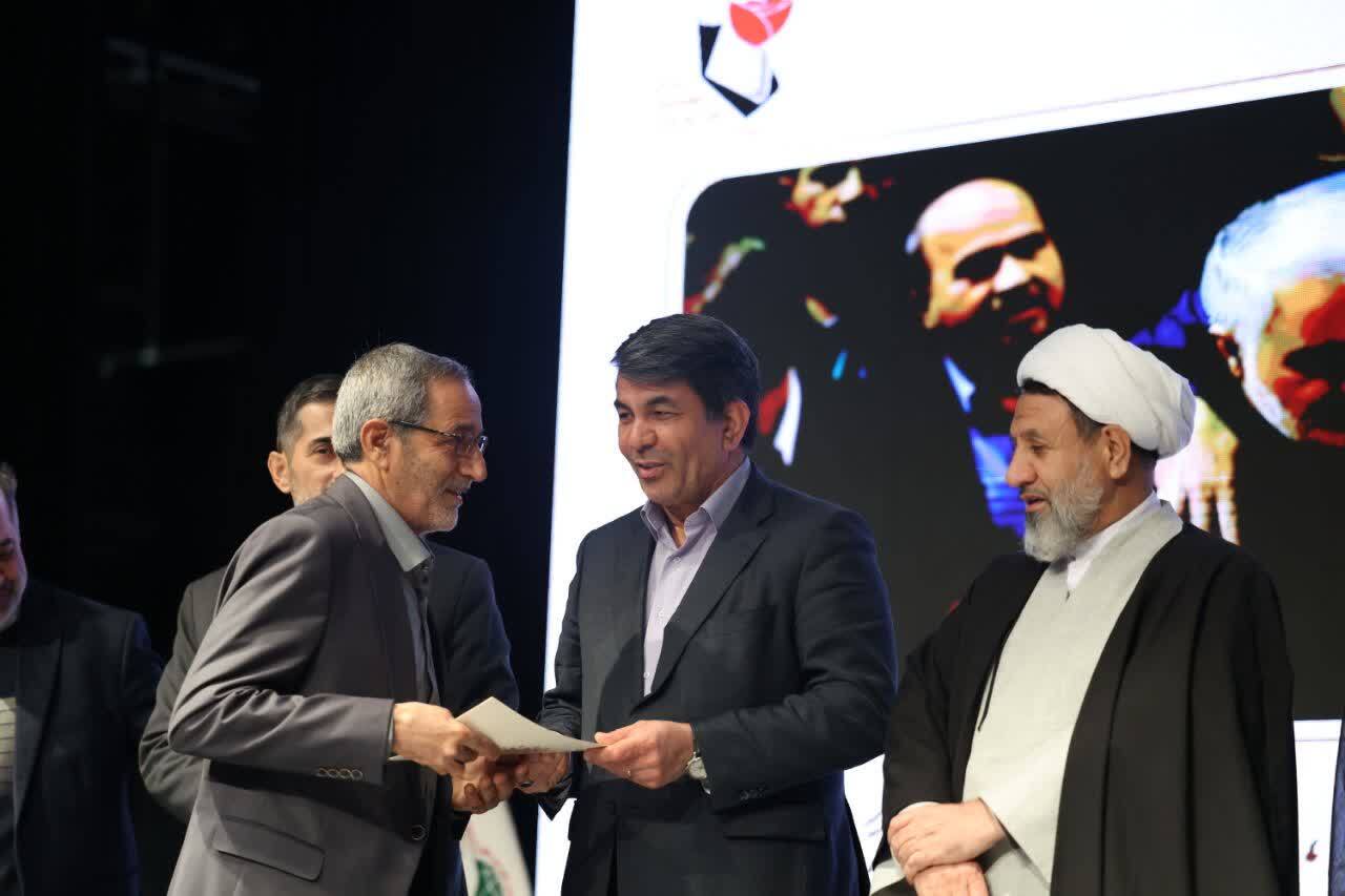 بنیاد شهید باید تبلور عملی مکتب شهید سلیمانی در خدمترسانی به جامعه ایثارگری باشد بنیاد شهید باید تبلور عملی مکتب شهید سلیمانی در خدمترسانی به جامعه ایثارگری باشد