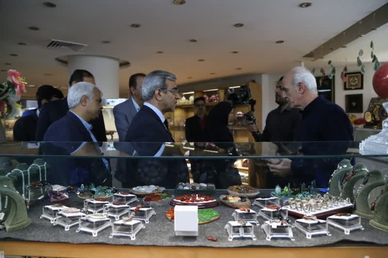 لزوم استفاده حداکثری از برند مشهد، شهر جهانی گوهرسنگ‌ها برای توسعه اقتصادی استان+ فیلم