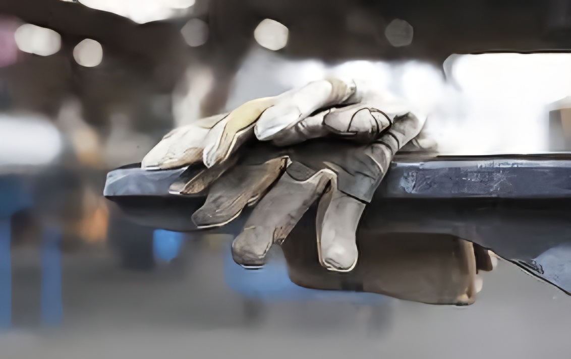 اخراج نیروهای بومی به کدامین گناه؟/وقتی نظر شخصی بر قانون میچربد