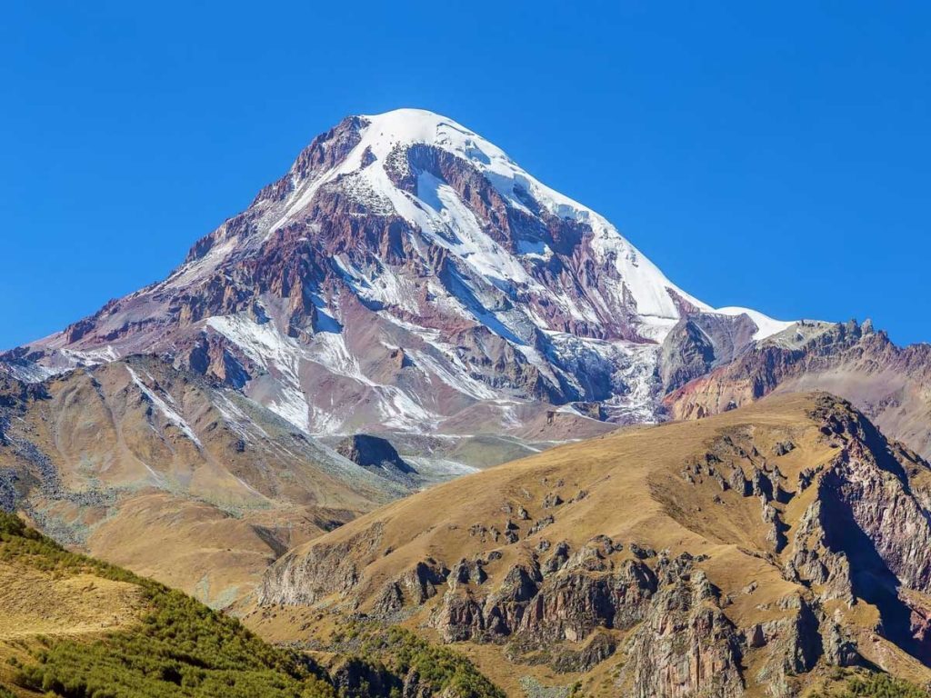 آیین استقبال از کوهنورد کردستانی فاتح قله ۵۰۵۴ متری کازبک گرجستان در سنندج برگزار شد آیین استقبال از کوهنورد کردستانی فاتح قله ۵۰۵۴ متری کازبک گرجستان در سنندج برگزار شد
