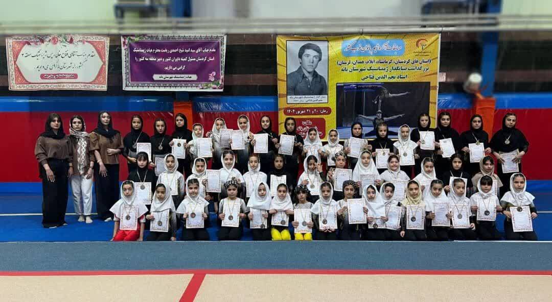 دختران کردستانی قهرمان مسابقات آکروژیم غرب کشور شدند دختران کردستانی قهرمان مسابقات آکروژیم غرب کشور شدند