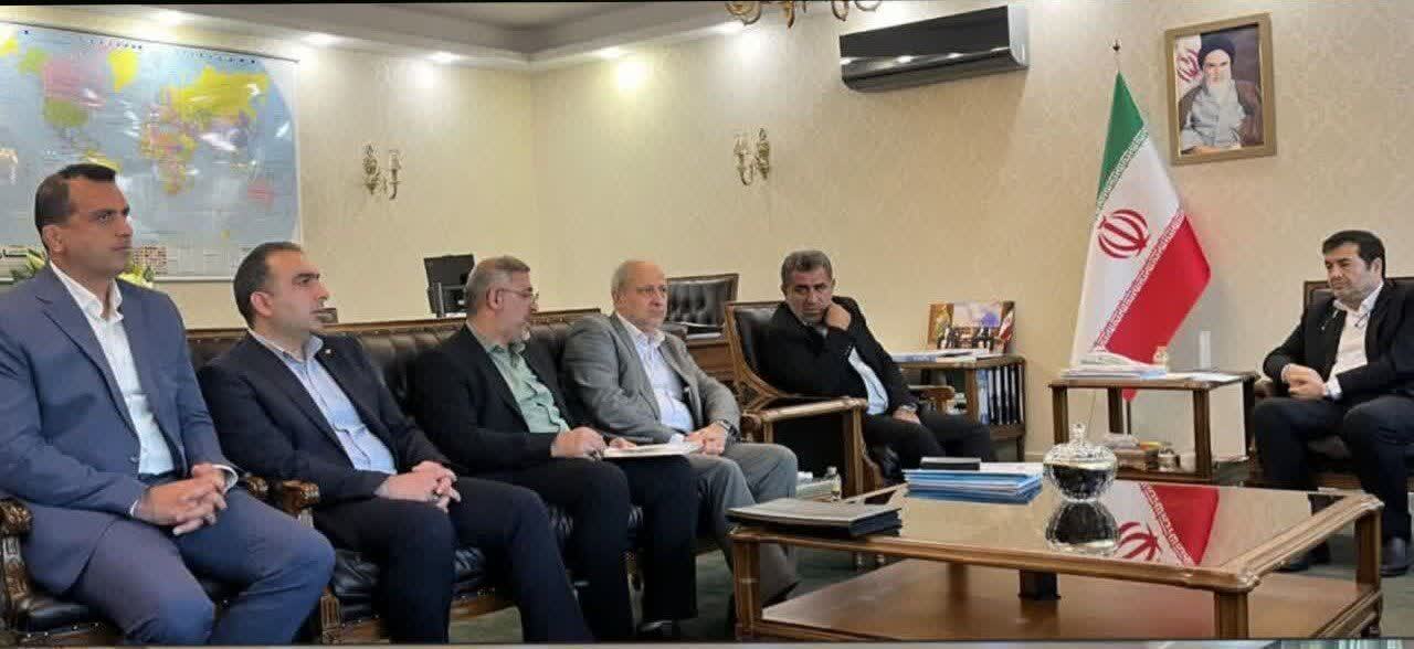 وزیر ورزش و جوانان طی نشستی بامسئولین مرکزاستان مازندران نویدداد با تأمین اعتبارات موردنیاز، شاهد بهرهبرداری ازطرحها ی نیمه تمام پروژه های ورزشی در آینده نزدیک خواهیم بود. وزیر ورزش و جوانان طی نشستی بامسئولین مرکزاستان مازندران نویدداد با تأمین اعتبارات موردنیاز، شاهد بهرهبرداری ازطرحها ی نیمه تمام پروژه های ورزشی در آینده نزدیک خواهیم بود.