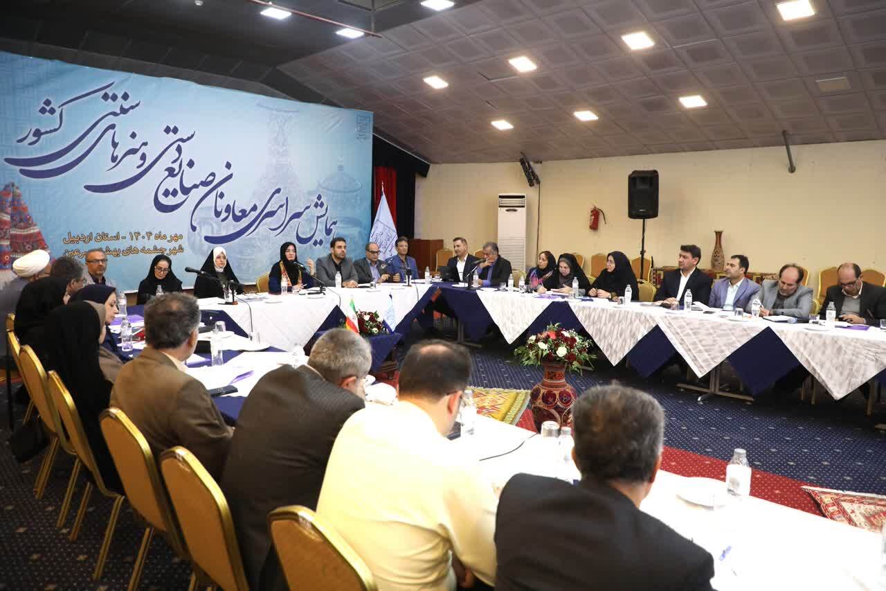 مردمیسازی صنایعدستی در دستور کار است مردمیسازی صنایعدستی در دستور کار است