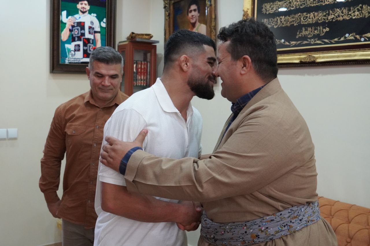 مدال جهانی نتیجه سالها صبر، اشک و تلاش بود/ بزرگترین دغدغه من موضوع استخدامی و اشتغال است مدال جهانی نتیجه سالها صبر، اشک و تلاش بود/ بزرگترین دغدغه من موضوع استخدامی و اشتغال است